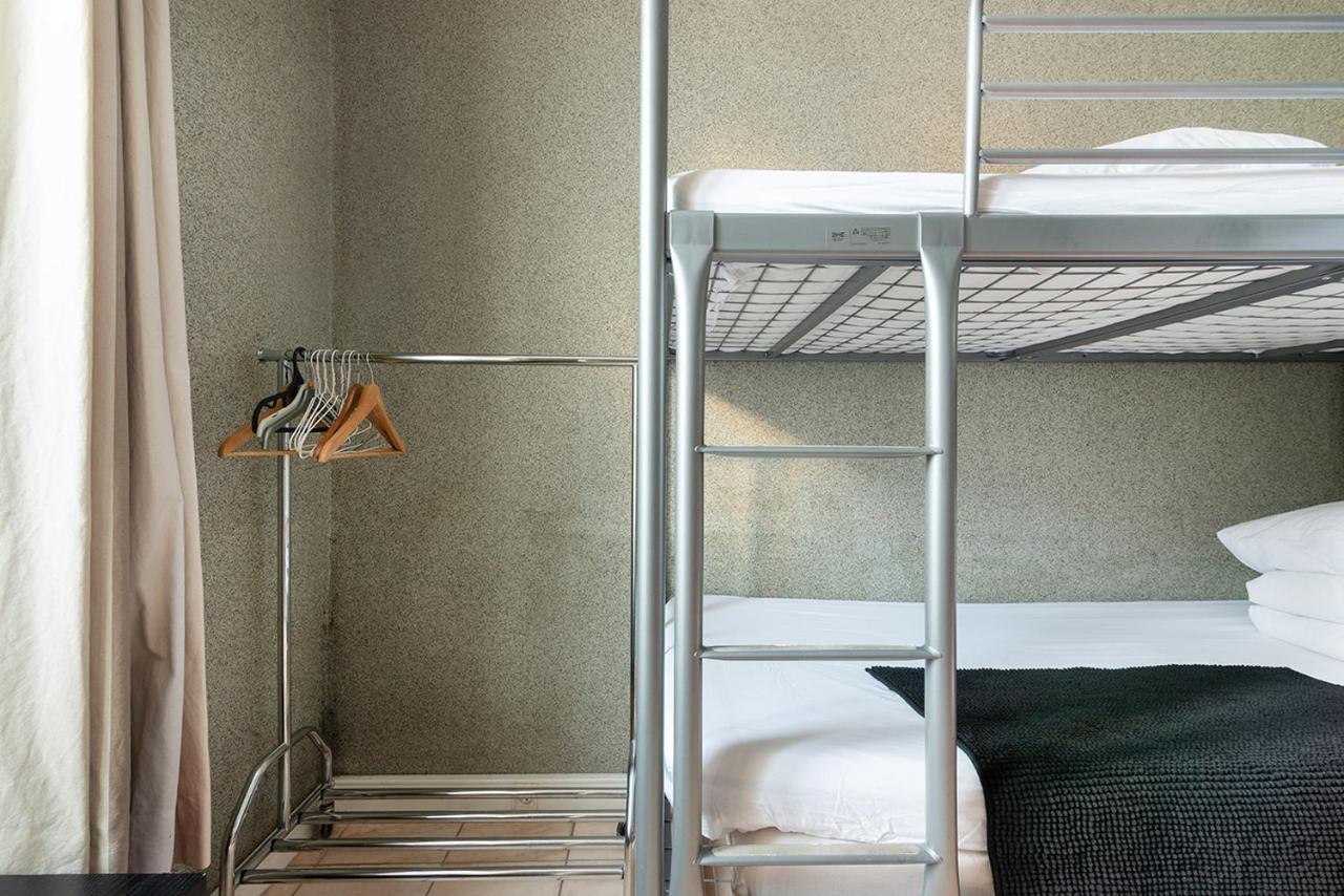 Cameleon Paris Guesthouse Pantin Εξωτερικό φωτογραφία